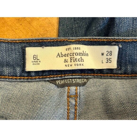 Abercrombie & Fitch Womens Medium Wash Erin Perfect Stretch Jeans Size 6L (5112) - Picture 8 of 9